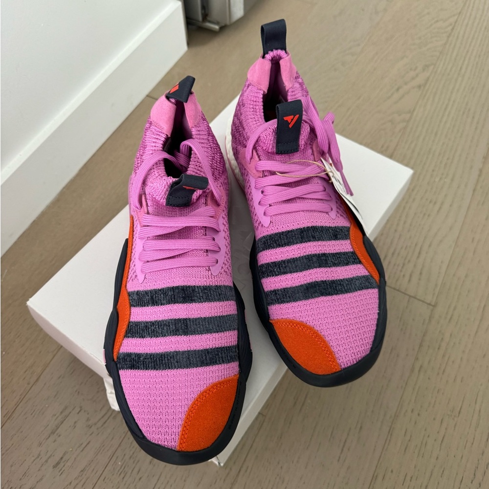 Adidas Trae Young 2 Basketball Sneakers NWT